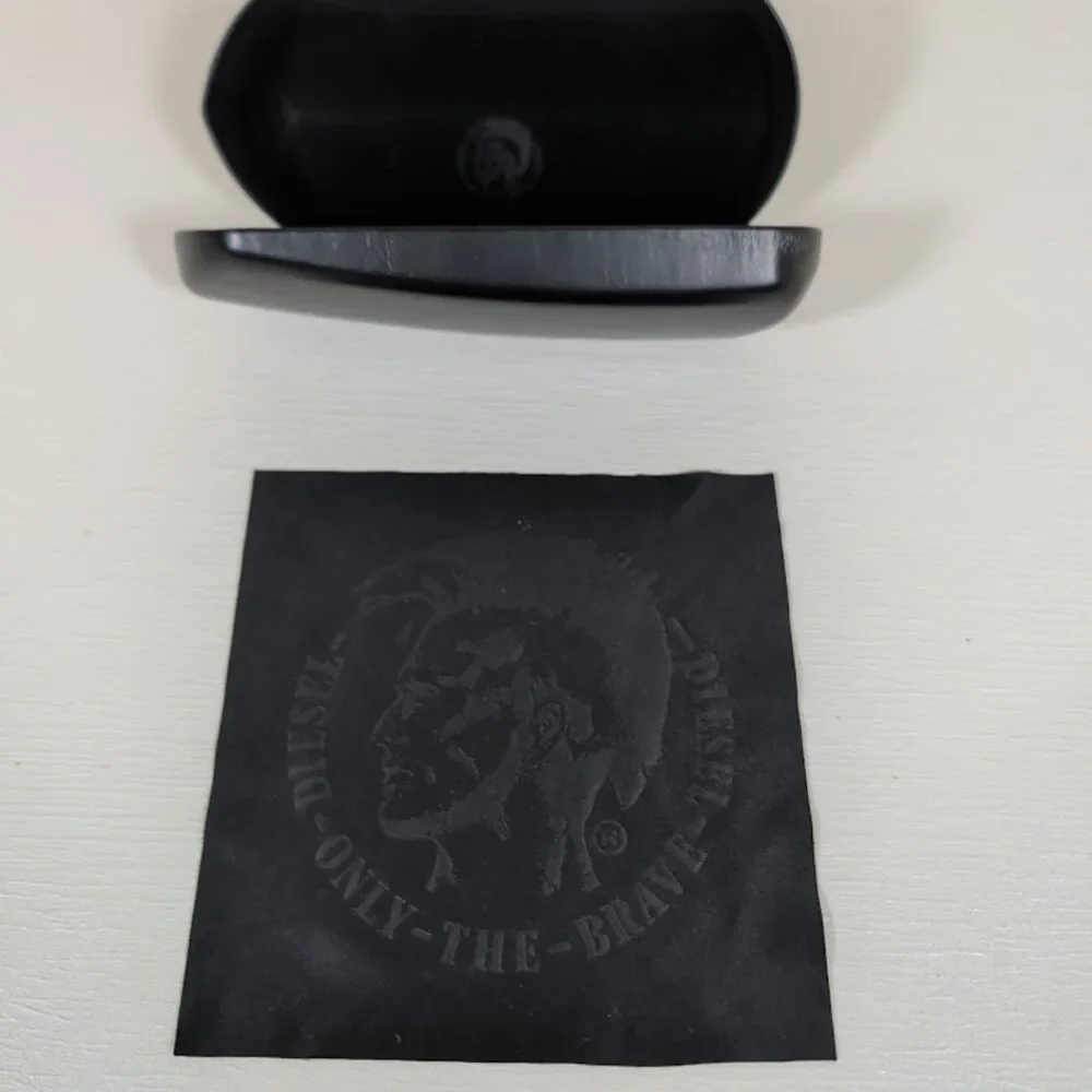 DIESEL Luxury Hard Shell Sunglasses Case + Microfiber Cleaning Cloth | Like New